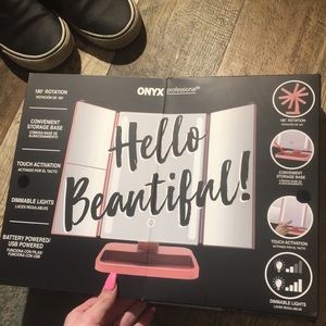 Light up make up mirror